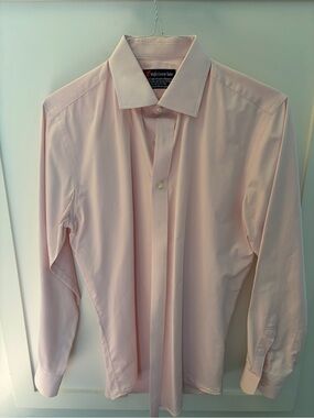 Men's Long-Sleeve Dress Shirt in Pale Pink - Classic Spread Collar